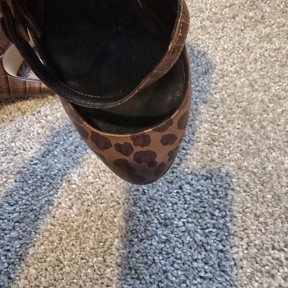 Cole Haan- Leopard Heels - Picture 8 of 10